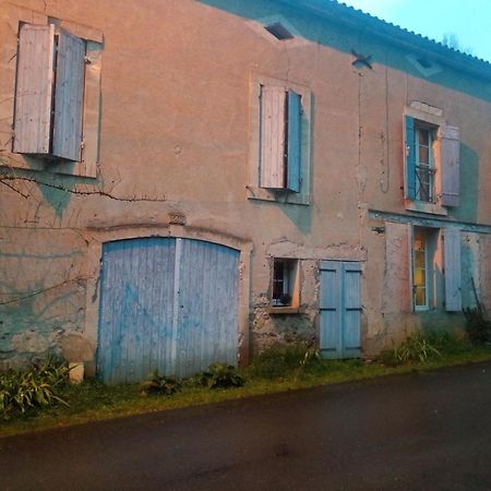 Lulu Hotel Castelmoron-sur-Lot Bagian luar foto