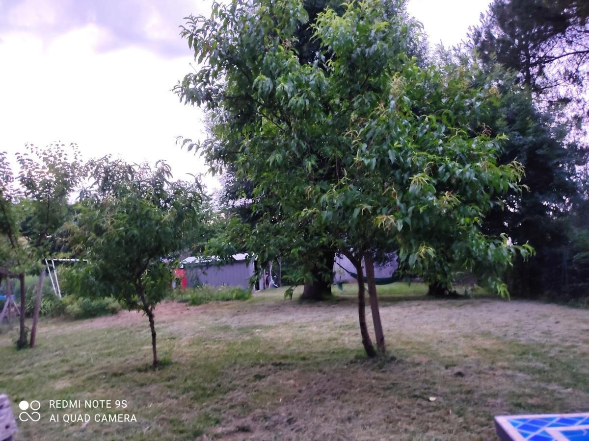 Lulu Hotel Castelmoron-sur-Lot Bagian luar foto